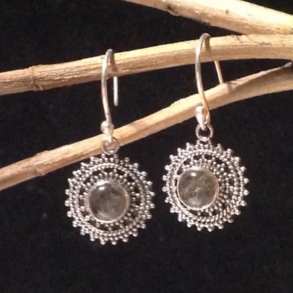Delicate Filigree Jewelry, Sterling Silver 925 with Iolite - Picture 5 of 5